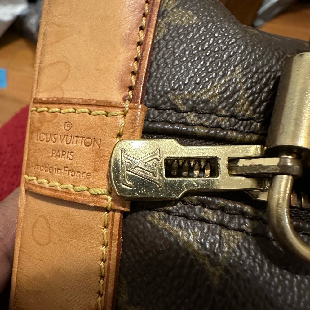 Louis Vuitton Brown Monogram Handbag (pre-owned). Strap is unbranded. - Picture 10 of 15